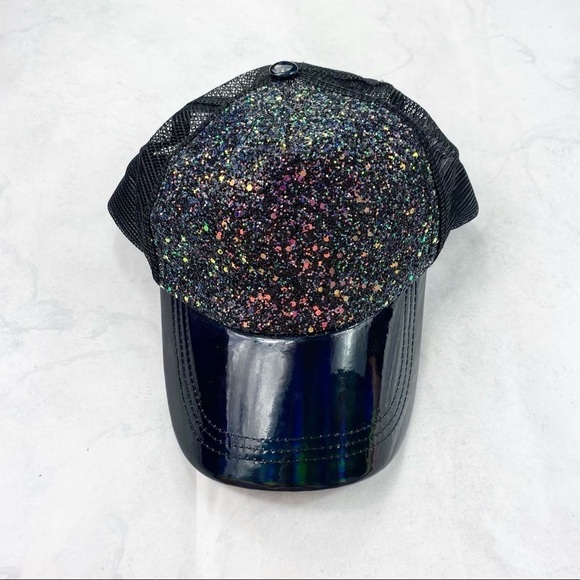 Black Sparkly Mesh Hat - Picture 1 of 2